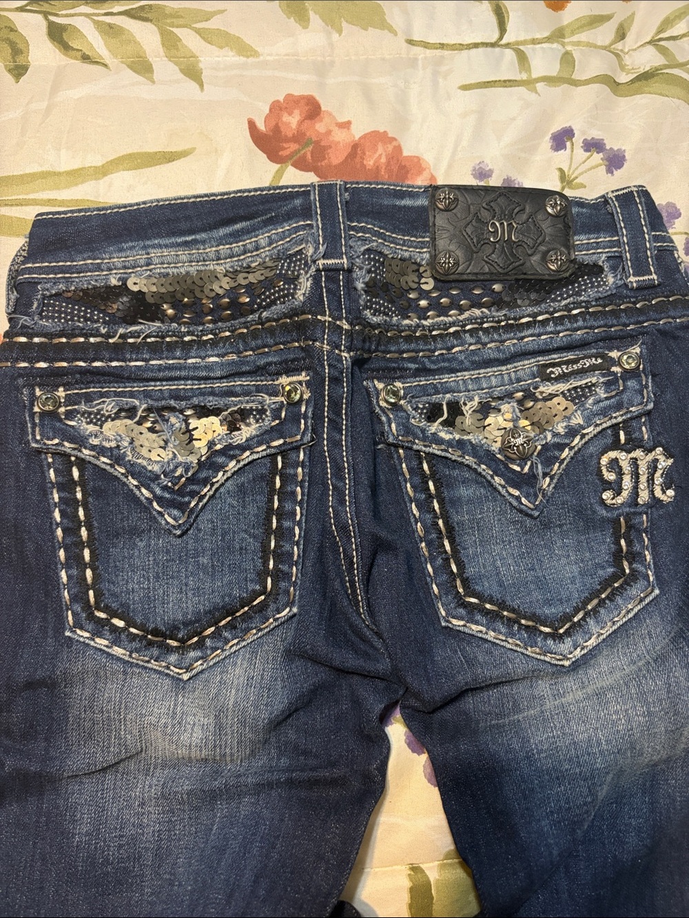 Miss Me Dark Blue Embellished Straight Jeans- size 27